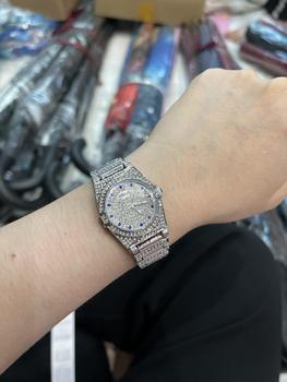 Product Review of Đồng Hồ AW24 Hvan, Nữ Thần Trong Mơ Đồng Hồ Độc Đáo Sang Trọng, Đồng Hồ Nữ, Không Thấm Nước【hvan638】 from N** Y** s** Y** N** P**m N**n 0