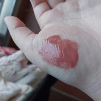 Product Review of Syrup Glossy Lip 9g ลิปไก่ทอดแบบแท่ง ลิปกลอสไซรัป from h**n 1