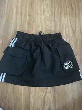 Product Review of Chân Váy Nữ/ Women ngắn 2 Sọc Túi Hộp Madmind - 2 Stripe Pocket Mini Skirt - Màu Đen / Xám / Kem / Hồng - Có Quần Bảo Hộ Thun from S**a đ** x**✨ 0