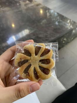 Product Review of bánh khóm hoa mai-  # ít đường- hương vị dứa -  Hữu cơ # Đào bánh khóm vị chua ngọt không gmo banh bánh abc ăn cùng from t**8 1