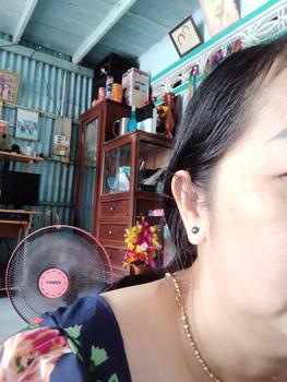 Product Review of Hoa tai nước ngọt 5-6mm khuyên tai from p**6 0