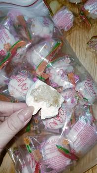Product Review of 1kg (50 cái) Bánh in loại nhỏ (HSD 20 NGÀY) nhà nguyệt thơm ngon nhân dừa non và nhân đậu xanh ( 1kg hơn 50 bánh ) Cake from m**u 0