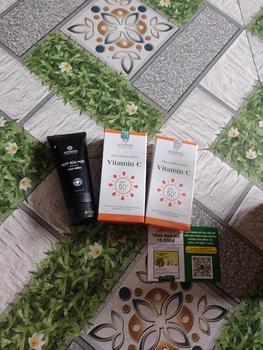 Product Review of KEM CHỐNG NẮNG VITAMIN C (Tặng nước hoa) PHÙ HỢP VỚI MỌI LOẠI DA Skincare Nữ Làm Đẹp Da from B**h 💵** 2