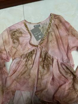 Product Review of Áo cổ v dính đá tay  bèo A17 from P** k**n đ**n t**i h** 0