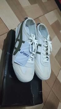 Product Review of Etalase 9 // Sepatu Tali Casual Cream Army Unisex from A** S**M C**S 1