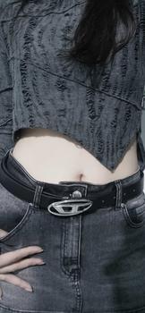 Product Review of Áo croptop nữ tay dài MORSELA SMOKE phối rach nhúm tay phong cách cá tính from T**D 0