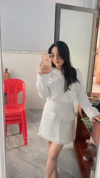 Product Review of Bộ Dạ Nữ Áo Dạ Tweed kèm Chân Váy chữ A Tua Rua Tiểu Thư xinh xắn và cá tính Top Kem from T**e 1