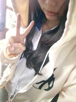 Product Review of Áo nỉ hoodie form rộng tay bồng phối vai Nữ Top Women in 2 mặt - Chữ Chảy from t**🔮 1