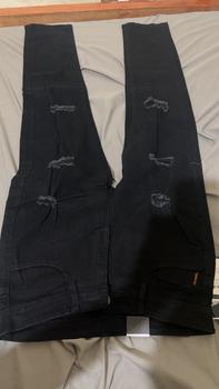 Product Review of QUẦN JEAN NAM DÀI MÀU ĐEN RÁCH ĐÙI RÁCH GỐI CÁ TÍNH MENSWEAR PANTS Có Túi from S**💙 0
