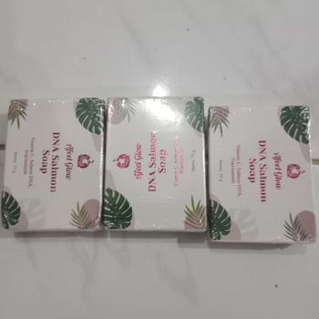 Product Review of [2 PCS ]SABUN GLOWING DNA SALMON AFEELGLOW Soap from m**🥰 1