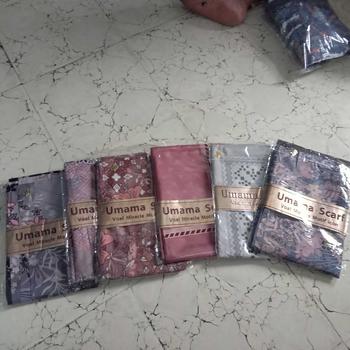 Product Review of PAKET USAHA HIJAB SEGI EMPAT UMAMA MOTIF 100 RIBU 6 PCS Logo Metal Voal Square Gold Muslim Kerudung Mewah Lembut Nyaman Cantik from S**i S**1 0