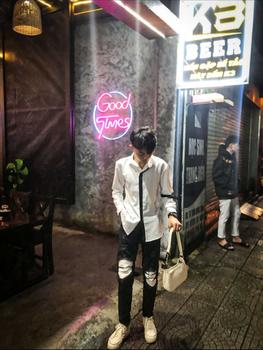 Product Review of Áo sơ mi Nam Phối nẹp SHIRT WITH DESIGN - SMP02 Menswear Cổ Tròn  Trắng  Ong from T**n N**n H**g 0
