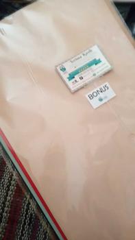 Product Review of kertas Buket / Wrapping Cellophane isi 20 Lembar ( GDM List Gold) from S**a M**🤗 0
