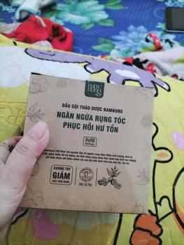 Product Review of Túi REFILL hỗ trợ giảm rụng 500ml dầu gội thảo dược bồ kết hà thủ ô chanh gừng bưởi NAMNUNG from H**h M** 1