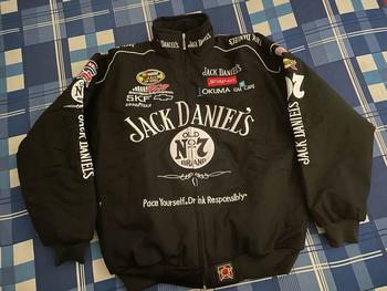 Product Review of Áo Khoác Jack Daniels Vải Kaki 3 Lớp, Có Trần Bông, Logo Hình Trên Áo Được Thiêu Menswear Nam Dài Tay Jacket Tay Dài from ᴆ**ɢ ᴆ**ɢ 0