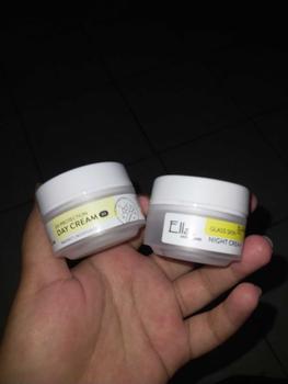 Product Review of Ella Skincare Day Cream SPF 30 with UV Protection - Melindungi Kulit dari Sinar Matahari, Aman utk Semua Jenis Kulit from s**˙ 0