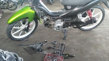 Product Review of emblem KYB timbul sepasang sudah memgunakan lem 3M, BONOS STICKER KYB from k**l 0
