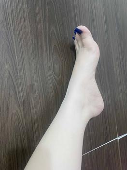 Product Review of Kem Body Dưỡng . ĐƯỜNG TRANG (ĐT) trắng da . cấp ẩm . Chất kem cải tiến mới . trọng lượng 150g from G** L**h 0