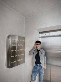 Product Review of FABULOUS Set Denim Gồm Áo Khoác Jean Form Unisex Và Quần Ống Rộng , Màu Đen/ Xám Cement Menswear Ong Có Túi from C**n ** 1