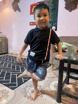 Product Review of Bộ áo thông hơi, quần jean mềm đẹp 8-25ky from C** r** 🥕** 0