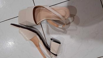 Product Review of Giày DéP sandal cao gót 5cm, 4 màu xinh xắn, lên chân dễ thương - Xưởng Giày Bánh Bèo mã SDXuoc Nữ Shoes from L** 2