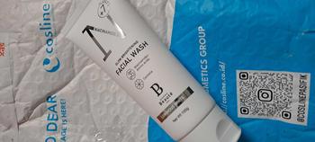 Product Review of [LIVE] Premiere Beaute Skincare Luminous White Glow Brightening Facial Wash 100g from t**n 0