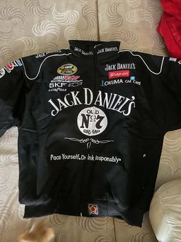Product Review of Áo Khoác Jack Daniels Vải Kaki 3 Lớp, Có Trần Bông, Logo Hình Trên Áo Được Thiêu Menswear Nam Dài Tay Jacket Tay Dài from V** Q**c V**g 0