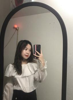 Product Review of Sét Áo Cộc Tay Trễ Vai Kèm Chân Váy Chữ A -NQ36 from h**2 1