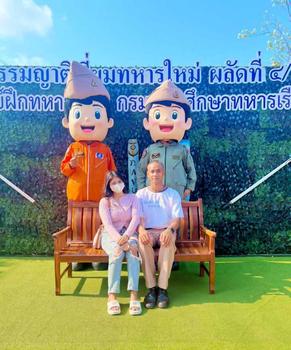 Product Review of รองเท้าแตะ รองเท้าแฟชั่นผู้หญิง เสริมส้น พื้นนุ่มมาก วัสดุทนทาน ไม่พังง่าย กันลื่น ใส่ออกกลางแจ้งได้ from ป**น 0