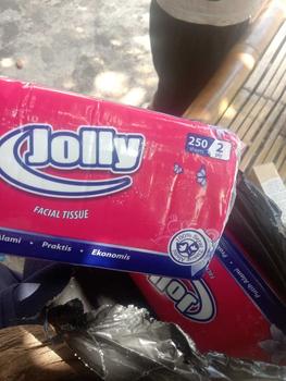 Product Review of Tisu Tissu Tissue Facial Jolly 250 Sheet 4 Pcs Tisu Wajah Lembut Kuat Tebal Alami from @**a 1
