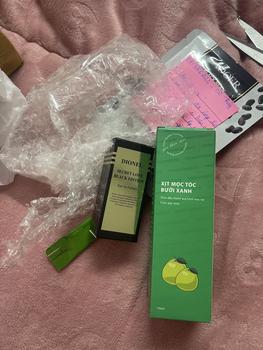 Product Review of Xịt dưỡng tóc tinh dầu bưởi xanh from N**n M** 0