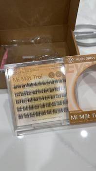 Product Review of Mlen Diary - BST Galaxy Box Sun Moon Stars Mi Giả Tách Sợi, Mi Cụm Dễ Dùng, Mi Gắn Ăn Ảnh, Mi Gia Chùm 3 Cụm, Sợi Mi Mảnh, Có Thể Sử Dụng Được Nhiều Lần from b**0 1