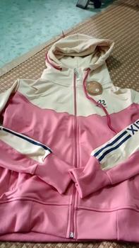 Product Review of Áo khoác thun cotton 5 túi to, mã in tay + logo - Nữ Top from T**y K** 0