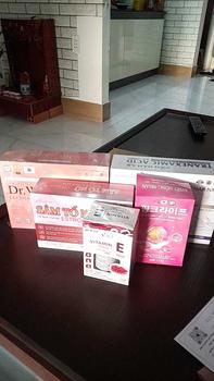 Product Review of ( BIẾU 1 LỌ VITAMIN E ) (COMBO ĐẶT BIỆT VIPP PHIÊN BẢN 2 LỌ ) SÂM TỐ NỮ ESTROGEN VIPPX10 2 LỌ 60 viên - TRẮNG DA NGÀY VÀ ĐÊM WHITE SKIN 2 lọ 60 viên -TRANEXAMIC ACID  2 lọ 60 viên - 1 lọ Vitamin E Omega 30 viên - thực phẩm hỗ trợ bổ sung chăm sóc sắc đẹp from a**n 0