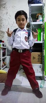 Product Review of Celana seragam sekolah Hijau & putih pakai karet from T**S B**R 1**5 3