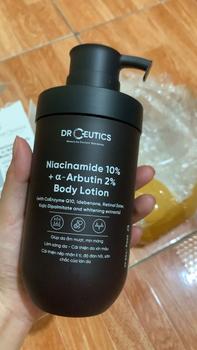 Product Review of DRCEUTICS Sữa Dưỡng Thể Hỗ Trợ Làm Sáng Da Body Lotion Healthy White (200g) Dưỡng Da Body from T**🐙 3