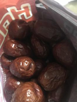 Product Review of Táo Hòa Điền Tân Cương size đại ( size 80-90 quả/kg) 1kg from T**n 2
