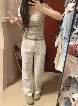 Product Review of Áo thun ngắn tay kiểu dáng cổ điển kiểu Mỹ mùa hè dành cho nữ, dáng ôm, kiểu dáng ngắn, lộ xương quai xanh, hot girl cổ chữ U to trong sáng from M**a 3