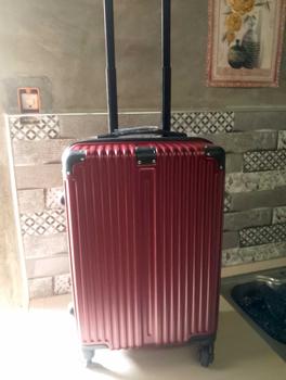 Product Review of 20 inch [Shockproof] High-End Luggage lightweight Durable Anti Theft Suitcase Luggage Universal wheel 4 Wheel from J**e ** 0