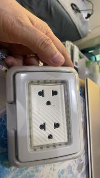 Product Review of Surer 2336 2 Gang Weatherproof Outlet with Ground sold per piece from m**3 1