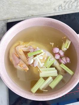 Product Review of Tương Ớt Chilica 482g - Tương Ớt Lên Men Tự Nhiên, Không Chất Tạo Màu, Không Chất Tạo Cay, Nước Sốt from T**Y 0