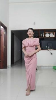 Product Review of Váy Thiết Kế VQLADY D3 dành cho Nữ Đầm thiết kế nhún ôm đính ngọc  chất Thun ( Có Màu Đỏ , Trắng , Đen , Xanh , Hồng ) phù hợp đi chơi và đi dự tiệc Dress Nhung Voi Sen aline  dress váy  đỏ from 🗣**A 3