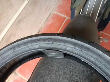 Product Review of 1 Cái Vỏ Lốp Xe HVR 17 inch Không Ruột cho Exciter Winner Raider Satria Sonic (SL 1 cái) - Vỏ Lốp Xe Máy from L** S** R**g H** N**a Đ**g 2