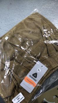 Product Review of Quần short nam túi hộp, quần đùi nam vải nhung tăm mền mịn thoải mái vận động from H** B**n ⭐** 0