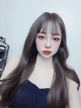 Product Review of L30 Nguyên đầu xoăn dài(khách mua nguyên đầu bên em sẽ được tặng kèm lược và lưới nha ) from B**🥰 0