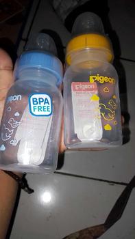 Product Review of Pigeon Botol Assorted Standard / Botol Standart MM / Botol Susu Bayi from u**0 1