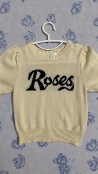 Product Review of [VEO'S ] Roses Top - Áo Len Montoghi Nữ Mùa Hè Thiết Kế Ngắn Tay Form Ôm Mỏng Nhẹ Màu Xám, Xanh, Vàng, Hồng Đính Khuy Hoa Hồng Đi Làm Đi Chơi Veo's from C**c 2