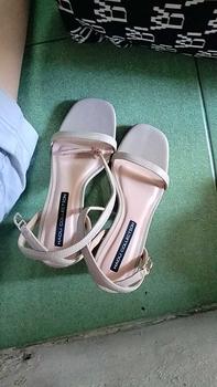 Product Review of [Form nhỏ tăng size] Giày Sandal Gót Vuông 7P Quai Ngang Dây Mảnh HADU M7119 Da Vân Cao Cấp, Bảo Hành 12T DéP Nữ Shoes from m** 0