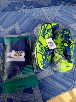 Product Review of 【Roadeam】【จัดส่งที่รวดเร็ว2-3วันมาถึง】รองเท้าสตั๊ด รองเท้าสตั๊ด รองเท้าฟุตบอลที่ราคาถูกที่สุดในนี้ รองเท้าฟุตบอล รองเท้าสตั๊ดหุ้มข้อ ยี่ห้อ Sport กีฬา ออกกำลังกาย Shoe from แ**น 0