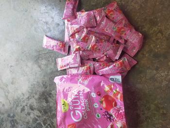 Product Review of สูตรใหม่ New กลูต้าคอลเจ้นพิ้งค์2ห่อ 60ซอง from W**t L**n 2
